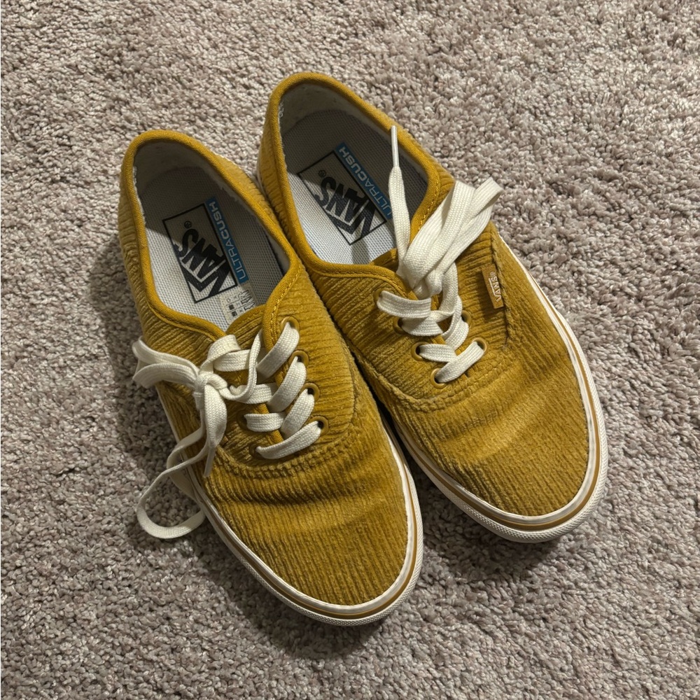 Vans Corduroy Authentic Sneakers in Mustard